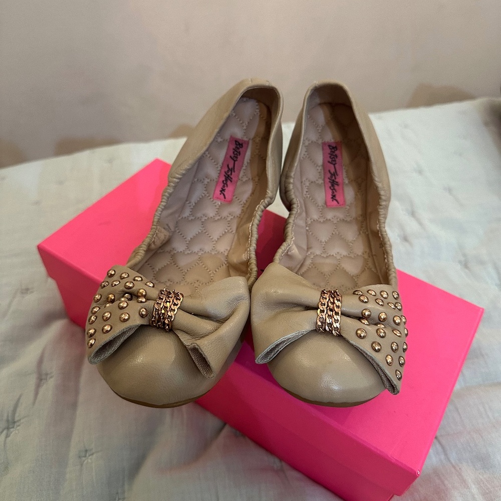 Betsey Johnson Shoes